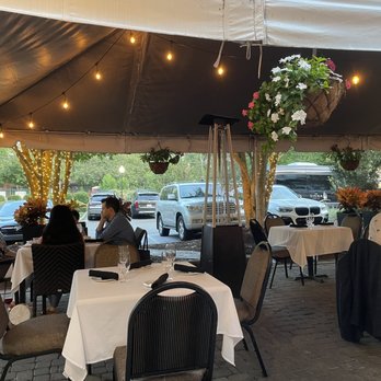 Il Palio Ristorante - Outdoor seating - Italian Near Me - Chapel Hill, North Carolina Il Palio Ristorante - Outdoor seating - Italian Near Me - Chapel Hill, North Carolina