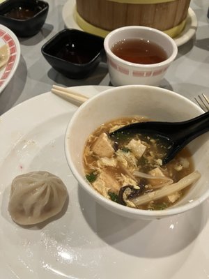 Qi Dumpling Lounge by null