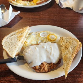Princess Anne County Grill - Country Fried Steak - American Near Me - Virginia Beach, Virginia