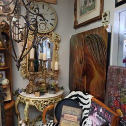 A n J Home Decor & Antiques