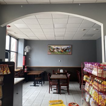 Saigon Sandwich House - Dining area - Vietnamese Near Me - Lowell, Massachusetts Saigon Sandwich House - Dining area - Vietnamese Near Me - Lowell, Massachusetts
