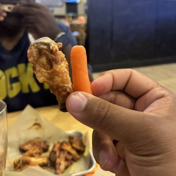 Buffalo Wild Wings - Chicken Wings Near Me - Hermitage, Tennessee
