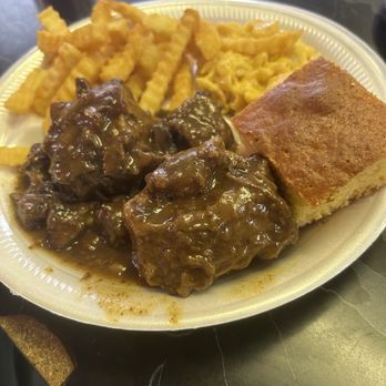 D&N Kitchen - Oxtails, Fries, Mac & Cheese - Soul Food Near Me - San Antonio, Texas