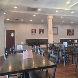 Very clean dining area Very clean dining area