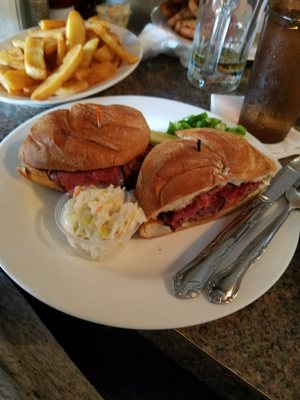 Hector's Cafe & Diner by null