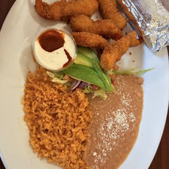 El Maguey - Camarones Empanizado Plate - Mexican Near Me - Porterville, California El Maguey - Camarones Empanizado Plate - Mexican Near Me - Porterville, California