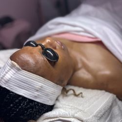 Lux Aesthetics  - Anti aging facial
