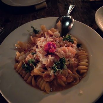 Lucali - Pasta - Pizza Near Me - Brooklyn, New York