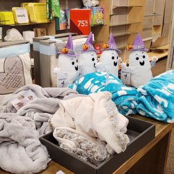 Amy's Hallmark Shop