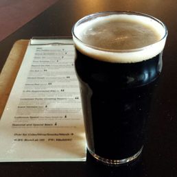 Event Horizon Stout, 1 pint.
