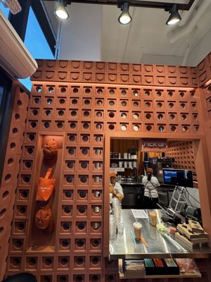 OMO Thai Tea by null