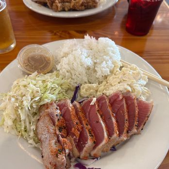 Back Home In Lahaina - The seared Ahi Tuna - Hawaiian Near Me - Carson, California