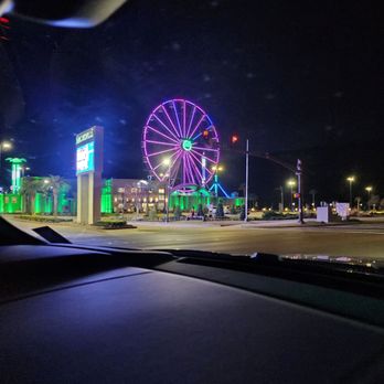 Margaritaville Resort Biloxi - A giant ferris Wheel is located on the property. - Resorts Near Me - Biloxi, Mississippi Margaritaville Resort Biloxi - A giant ferris Wheel is located on the property. - Resorts Near Me - Biloxi, Mississippi