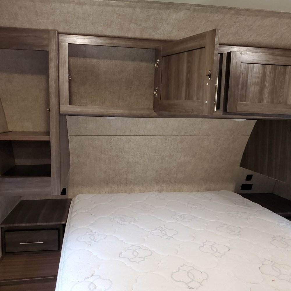 A Best RV Repairs & Servicing - Bedroom - RV Repair Near Me - Surrey, British Columbia A Best RV Repairs & Servicing - Bedroom - RV Repair Near Me - Surrey, British Columbia