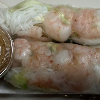 LA Kitchen - Shrimp spring rolls - Chinese Near Me - Fresno, California LA Kitchen - Shrimp spring rolls - Chinese Near Me - Fresno, California