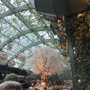 The Garden Room - Beautiful bar area - American Near Me - Atlanta, Georgia