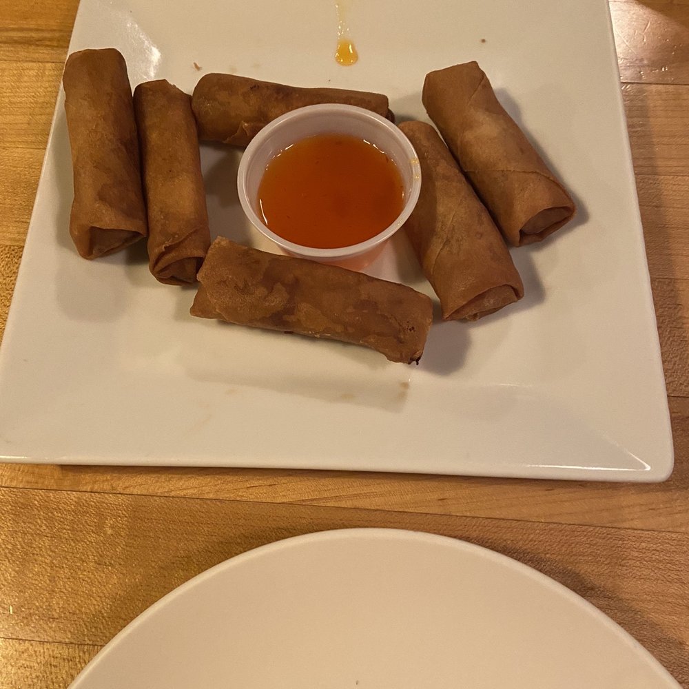 Mint Thai Kitchen - Vegetable rolls - Thai Near Me - Houston, Texas Mint Thai Kitchen - Vegetable rolls - Thai Near Me - Houston, Texas