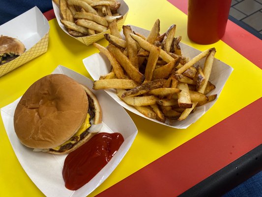 Big Larry's Burgers by null