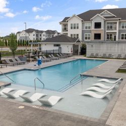 The Lindley at Grove 98 Apartments