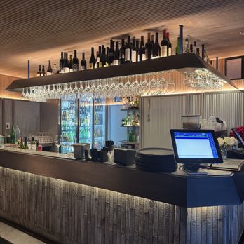 Kingsleys Steak & Crabhouse - Seafood Near Me - Woolloomooloo, NSW