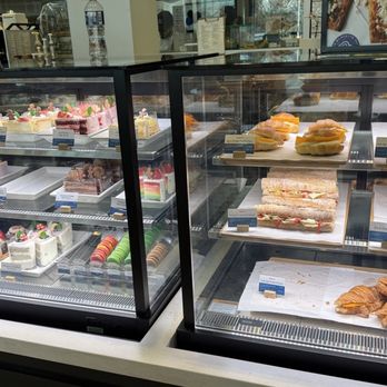 Paris Baguette - Sandwich and cakes display - Bakeries Near Me - Columbus, Ohio Paris Baguette - Sandwich and cakes display - Bakeries Near Me - Columbus, Ohio
