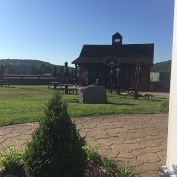 James B. Beam Distilling - Food available. Have a picnic - Distilleries Near Me - Clermont, Kentucky James B. Beam Distilling - Food available. Have a picnic - Distilleries Near Me - Clermont, Kentucky