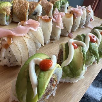 Screaming Tuna - Garter Snake, The Perfect Pear, Veggie Shekhar - Sushi Bars Near Me - Milwaukee, Wisconsin Screaming Tuna - Garter Snake, The Perfect Pear, Veggie Shekhar - Sushi Bars Near Me - Milwaukee, Wisconsin
