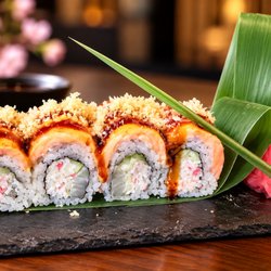 Rui's Shanghai Bistro - Rock n Roll baked Sushi roll
