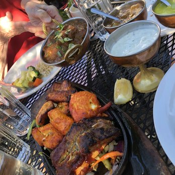 Himalayan - Mixed tandoori and goat curry. Amazing! Get the Arita and mint chutney! - Himalayan/Nepalese Near Me - Windsor, California
