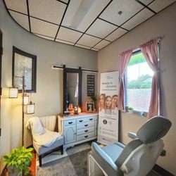 Dulce Vida Wellness & Beauty - Inside