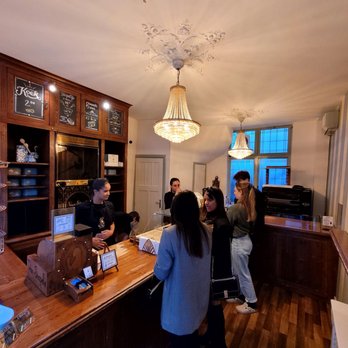 Van Stapele Koekmakerij - Interior. - Desserts Near Me - Amsterdam, New Hampshire Van Stapele Koekmakerij - Interior. - Desserts Near Me - Amsterdam, New Hampshire