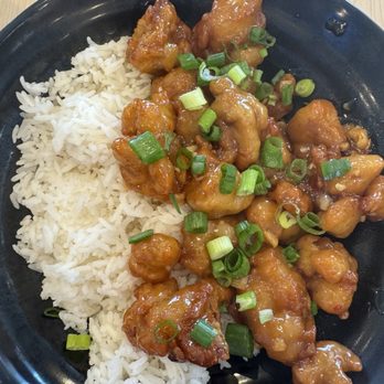 Pei Wei Asian Kitchen - Hot Honey Chicken - Chinese Near Me - Missouri City, Texas Pei Wei Asian Kitchen - Hot Honey Chicken - Chinese Near Me - Missouri City, Texas