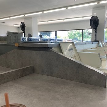 Suds Factory Coin Laundry - Lots of fans and AC - Laundromat Near Me - Sacramento, California Suds Factory Coin Laundry - Lots of fans and AC - Laundromat Near Me - Sacramento, California