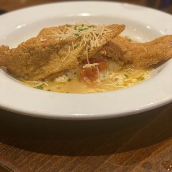 Ben's Next Door - Catfish & grits - Bars Near Me - Washington, DC, District of Columbia