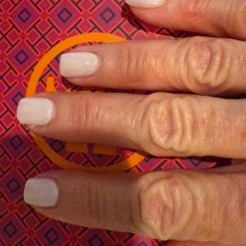 Villa Nails & Spa - One day later chips and look at the polish - Nail Salons Near Me - Kissimmee, Florida