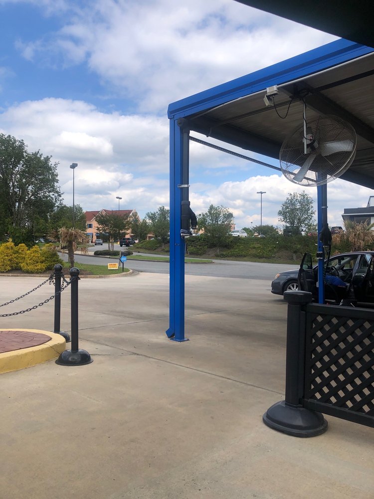 PREMIUM CAR WASH Updated October 2024 27 Photos & 39 Reviews 804