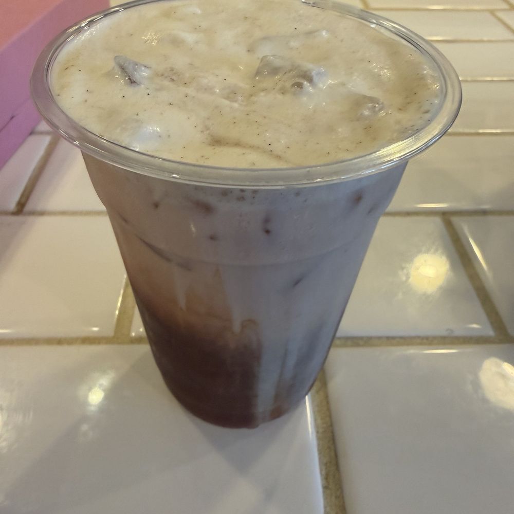 Girl Nextdough - Iced chai - Bakeries Near Me - Charleston, South Carolina Girl Nextdough - Iced chai - Bakeries Near Me - Charleston, South Carolina