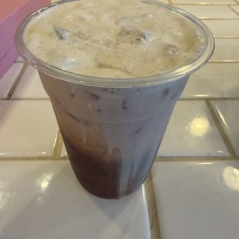 Girl Nextdough - Iced chai - Food Trucks Near Me - Charleston, South Carolina Girl Nextdough - Iced chai - Food Trucks Near Me - Charleston, South Carolina