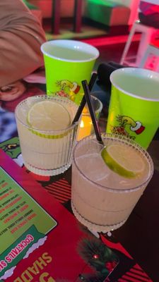 50 Shades of Rosé by null