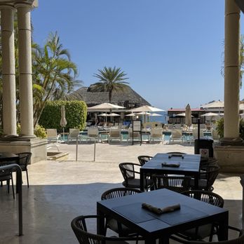 Casa Dorada - Lounge, looking towards the pool - Venues & Event Spaces Near Me - Cabo San Lucas, BCS