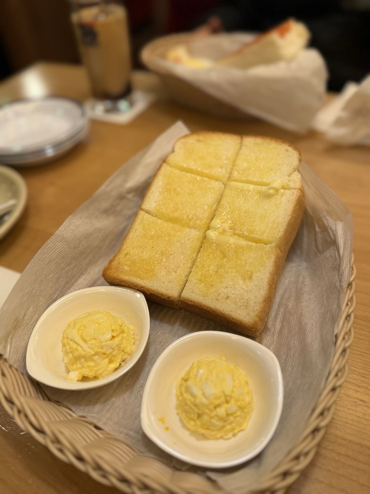 Komeda's Coffee Tanukikoji 2 Chome