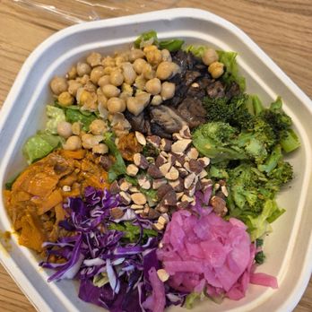 sweetgreen - Healthy Salads, Wraps, and Bowls - Salad Near Me - Sacramento, California sweetgreen - Healthy Salads, Wraps, and Bowls - Salad Near Me - Sacramento, California