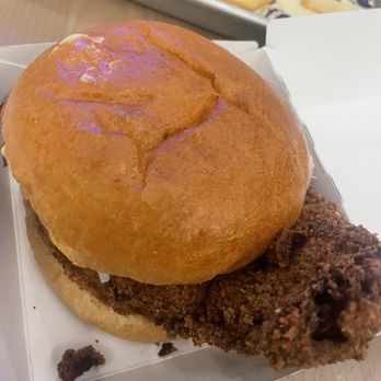 Bobby's Burgers New Orleans - Bad chicken sandwich - Food Court Near Me - New Orleans, Louisiana