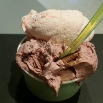 Sorella Gelateria - Strawberry & blackberry - Gelato Near Me - Lexington, Kentucky Sorella Gelateria - Strawberry & blackberry - Gelato Near Me - Lexington, Kentucky