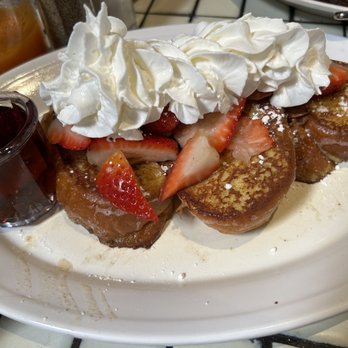 Montclair Egg Shop - Challah French Toast with strawberries and whipped cream - Breakfast & Brunch Near Me - Oakland, California Montclair Egg Shop - Challah French Toast with strawberries and whipped cream - Breakfast & Brunch Near Me - Oakland, California