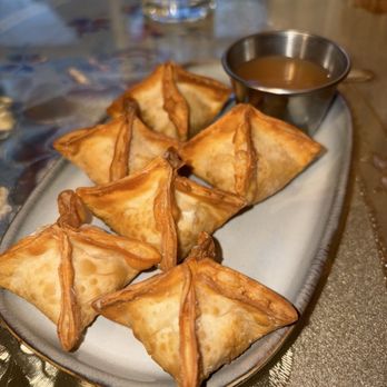 Champa - 6 Crab Rangoon - Thai Near Me - Providence, Rhode Island