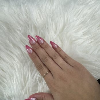 Glamicure - Ombré dip with chrome on top - Nail Salons Near Me - Los Angeles, California Glamicure - Ombré dip with chrome on top - Nail Salons Near Me - Los Angeles, California