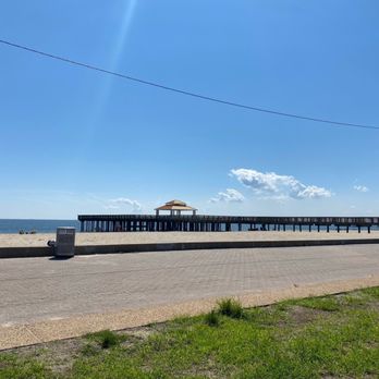 Buckroe Beach and Park - Pier - Parks Near Me - Hampton, Virginia