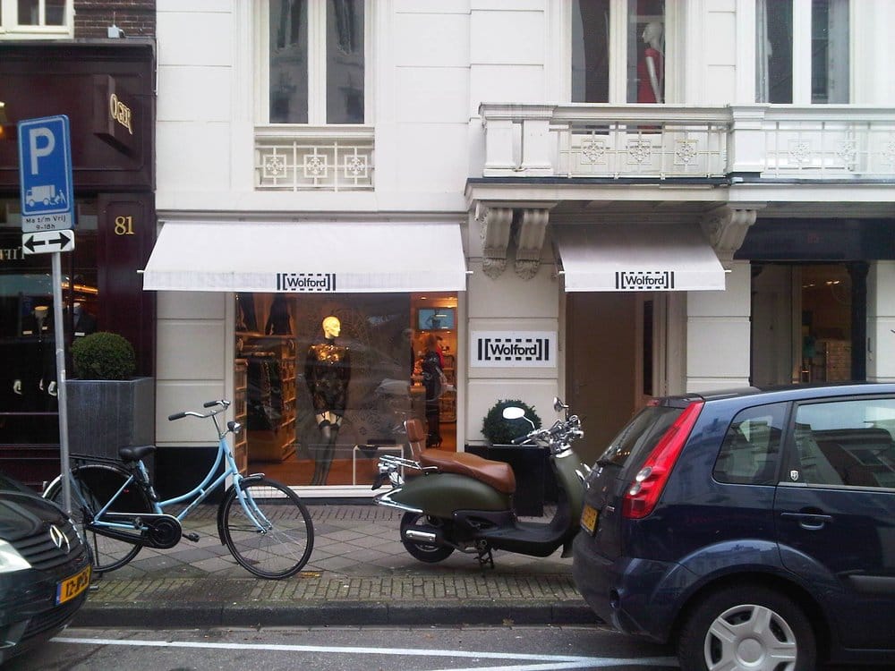 WOLFORD FLAGSHIP STORE P Cornelisz Hooftstr 831, Amsterdam, Noord