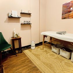 Mama's Acupuncture - Uptown Dallas Acupuncture Clinic